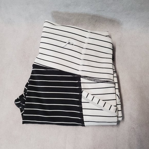 Athleta Striped Cropped Legging XS - Picture 11 of 11